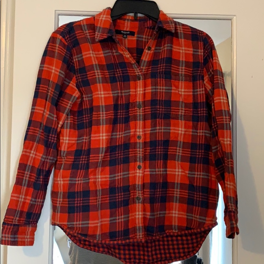 Madewell | red and navy plaid top